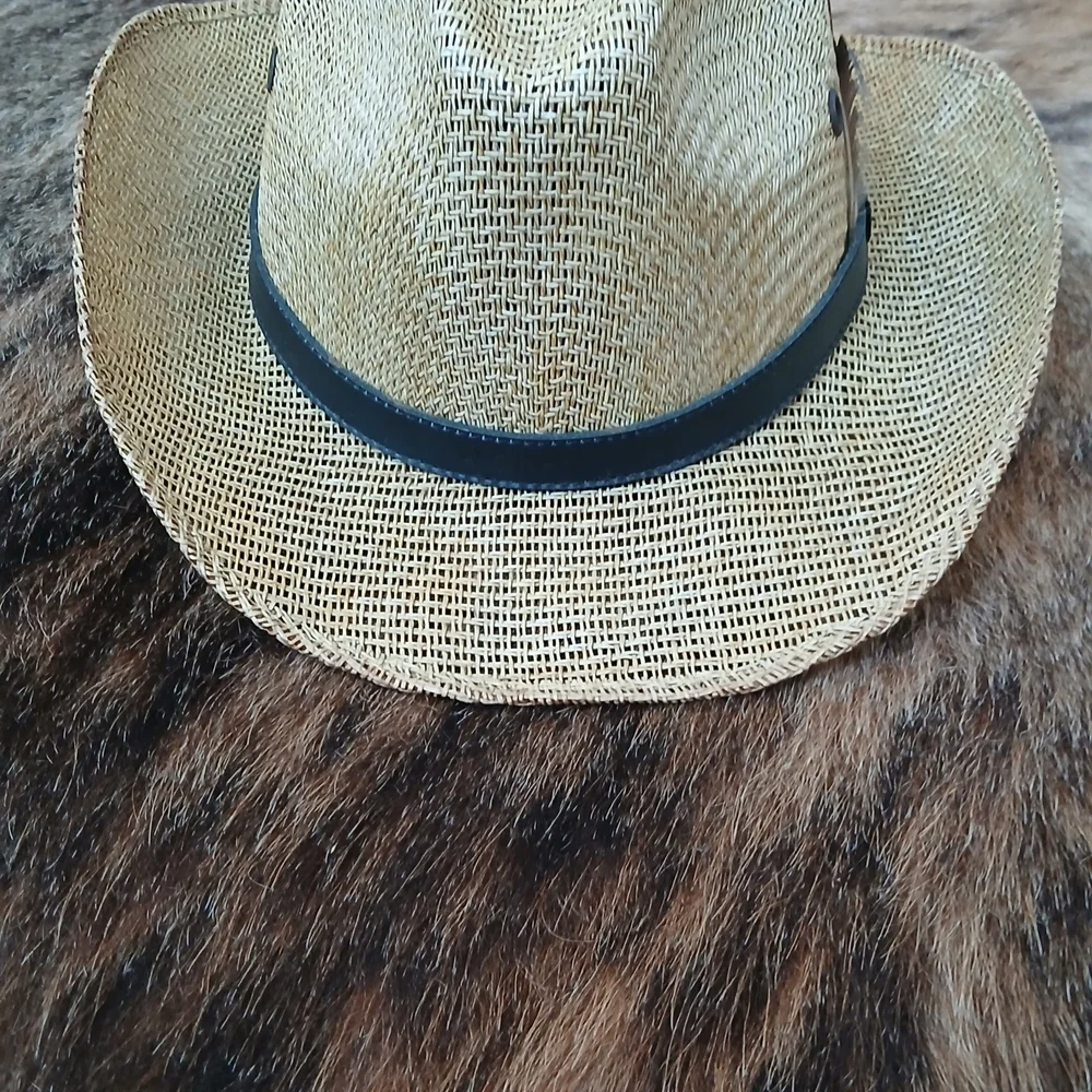 Men's Natural Straw Outback Hat with Black Trim - Picture 2 of 3